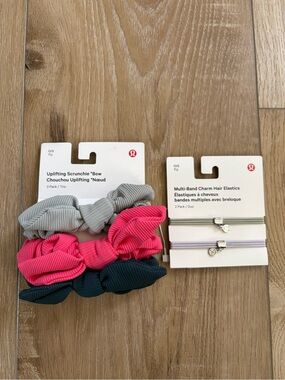 Lululemon set of two hair accessories bundle